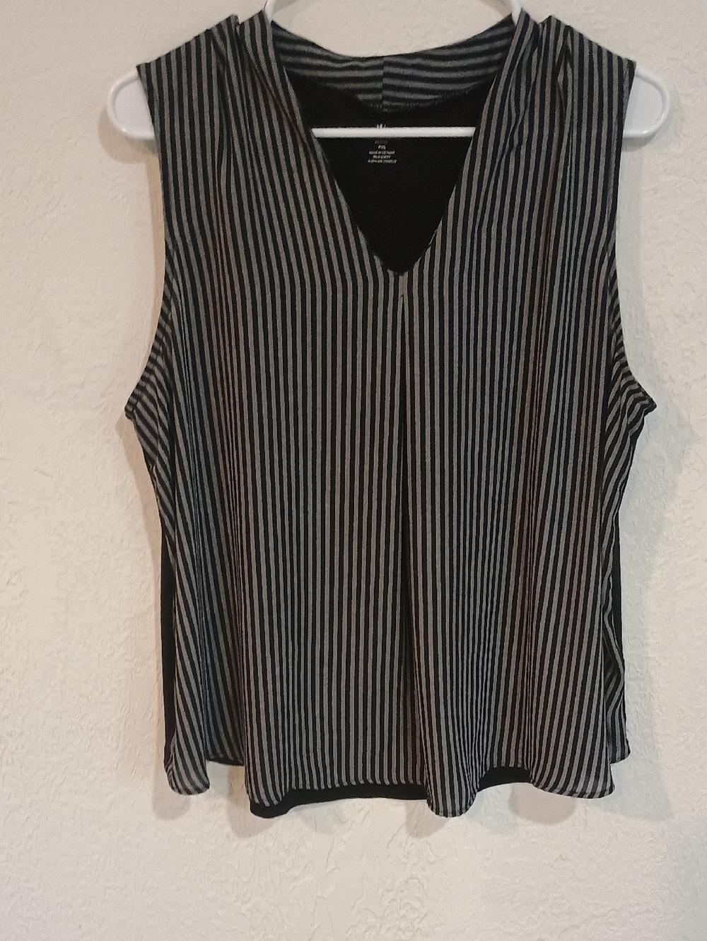 Worthington Black and Gray Vertical Stripe V-Neck Tank